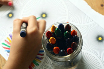 Un Comité - une école : des dessins qui présentent les préoccupations et souhaits d'actions pour la prévention